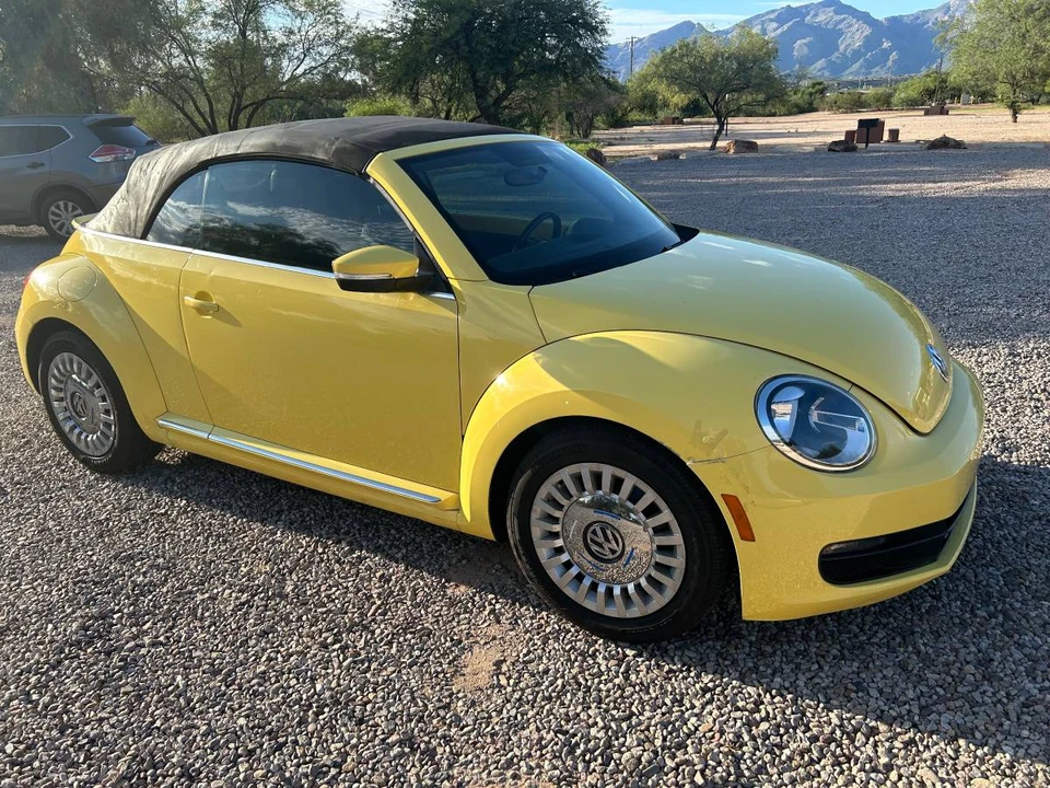 2014 Volkswagen A5 Beetle - Image 8 of 20