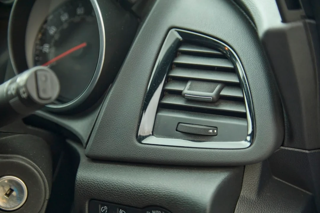2014 Vauxhall - Image 22 of 31