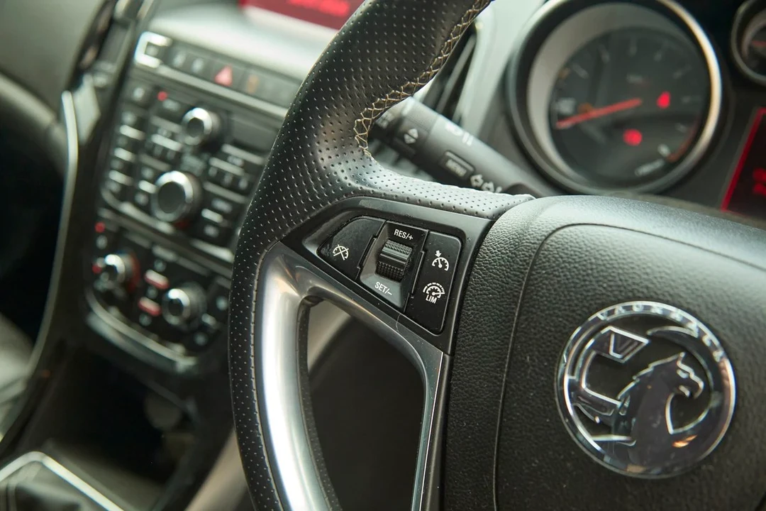 2014 Vauxhall - Image 4 of 31