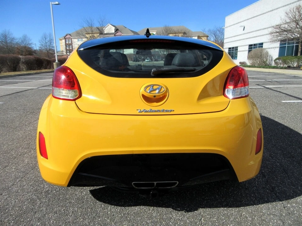 2014 Hyundai Veloster - Image 11 of 21