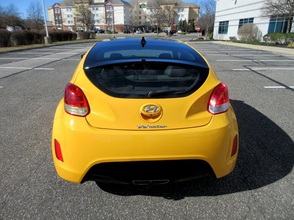 2014 Hyundai Veloster - Image 13 of 21