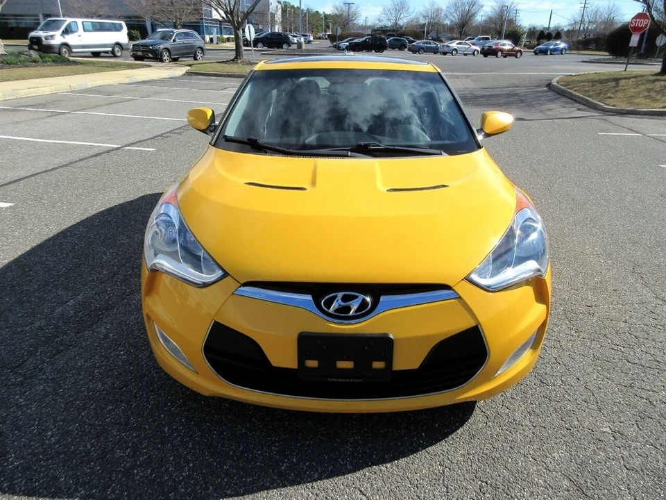 2014 Hyundai Veloster - Image 12 of 21