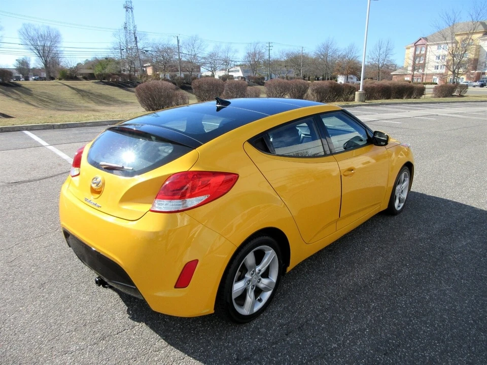 2014 Hyundai Veloster - Image 8 of 21