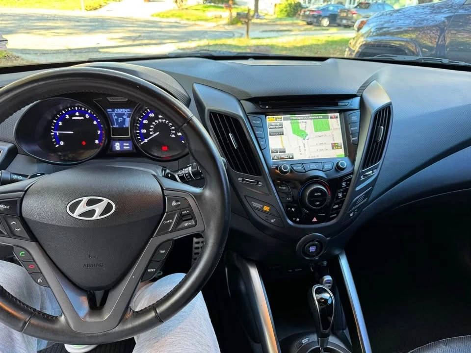 2014 Hyundai Veloster - Image 6 of 9