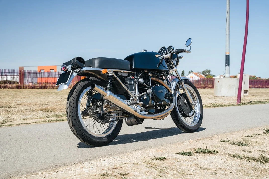 2014 Vincent Black Shadow - Image 4 of 30