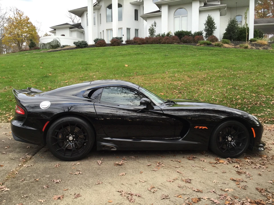 2014 Dodge Viper 5th Gen - Image 2 of 10