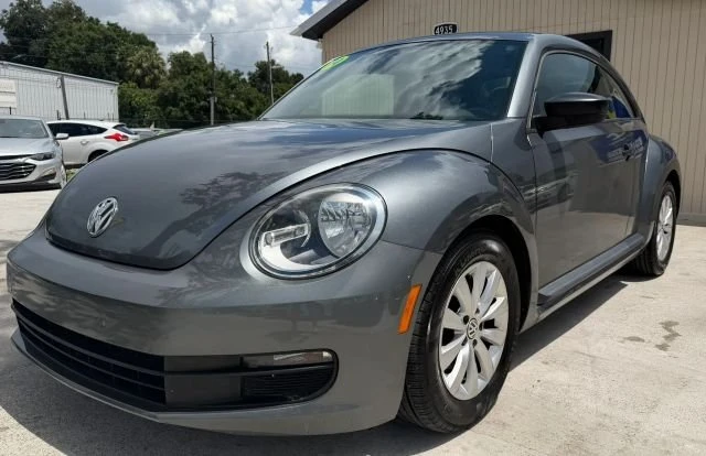 2014 Volkswagen A5 Beetle - Image 2 of 18
