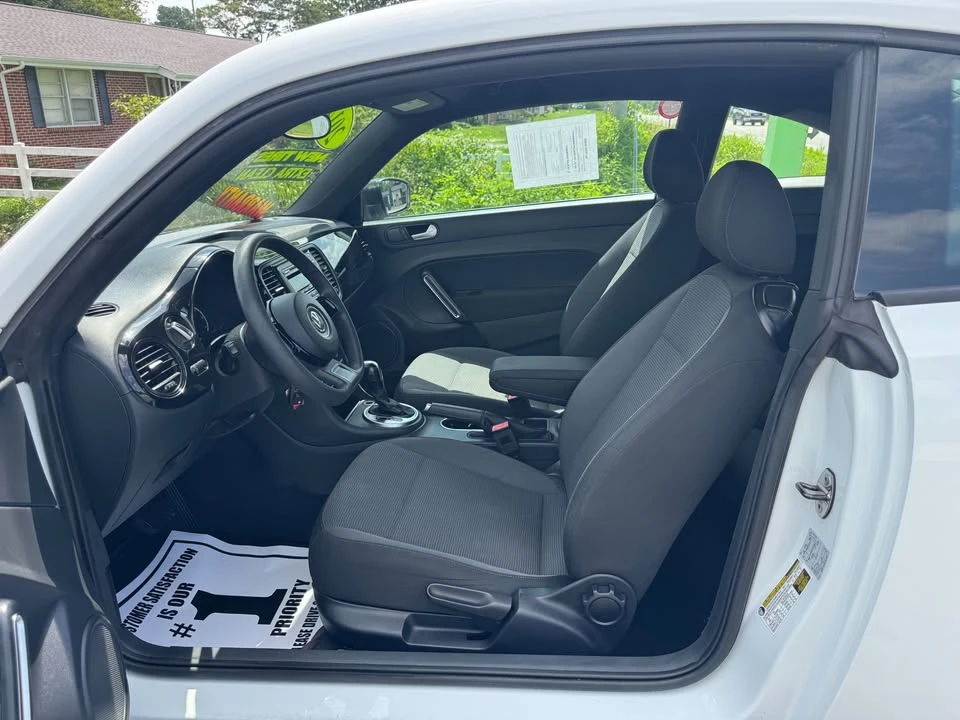 2014 Volkswagen A5 Beetle - Image 7 of 14