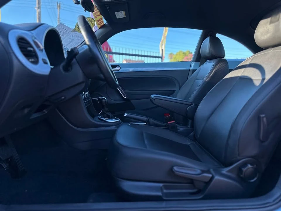 2014 Volkswagen A5 Beetle - Image 11 of 20