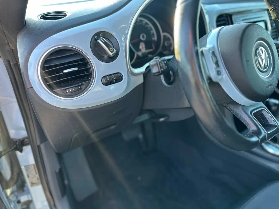 2014 Volkswagen A5 Beetle - Image 15 of 20