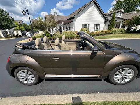 2014 Volkswagen Beetle 1.8T Classic Convertible 2D