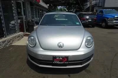 2014 Volkswagen A5 Beetle - Image 2 of 12