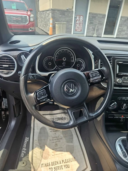2014 Volkswagen A5 Beetle - Image 6 of 8