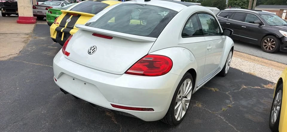 2014 Volkswagen A5 Beetle - Image 3 of 7