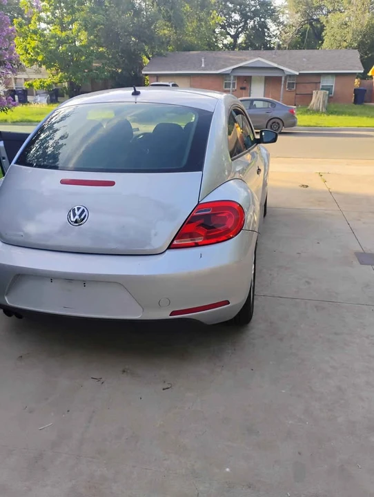 2014 Volkswagen A5 Beetle - Image 5 of 10