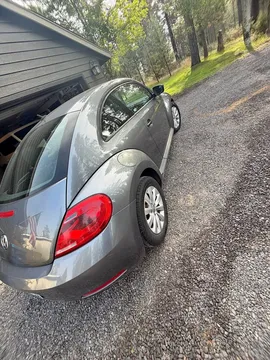 2014 Volkswagen Beetle 1.8T Classic Hatchback 2D