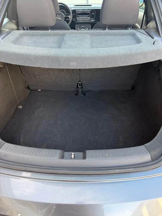 2014 Volkswagen A5 Beetle - Image 9 of 11