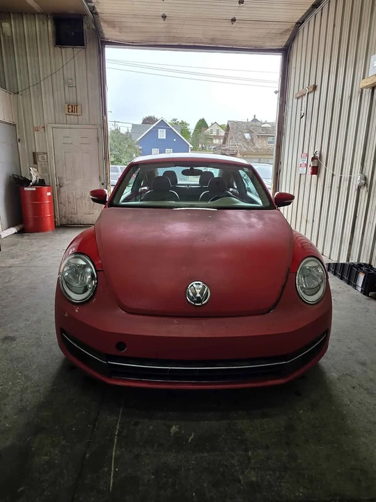 2014 Volkswagen A5 Beetle - Image 2 of 17