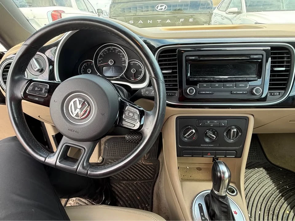 2014 Volkswagen A5 Beetle - Image 5 of 6