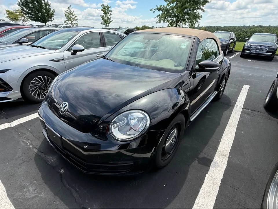 2014 Volkswagen A5 Beetle - Image 2 of 6