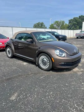 2014 Volkswagen Beetle 1.8T Convertible 2D