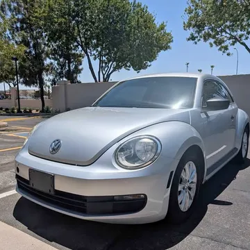 2014 Volkswagen Beetle 1.8T Entry Hatchback 2D