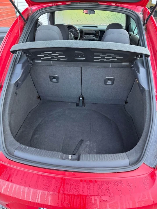2014 Volkswagen A5 Beetle - Image 8 of 10