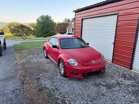 2014 Volkswagen Beetle 1.8T Entry Hatchback 2D