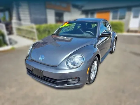 2014 Volkswagen Beetle 1.8T Entry Hatchback 2D