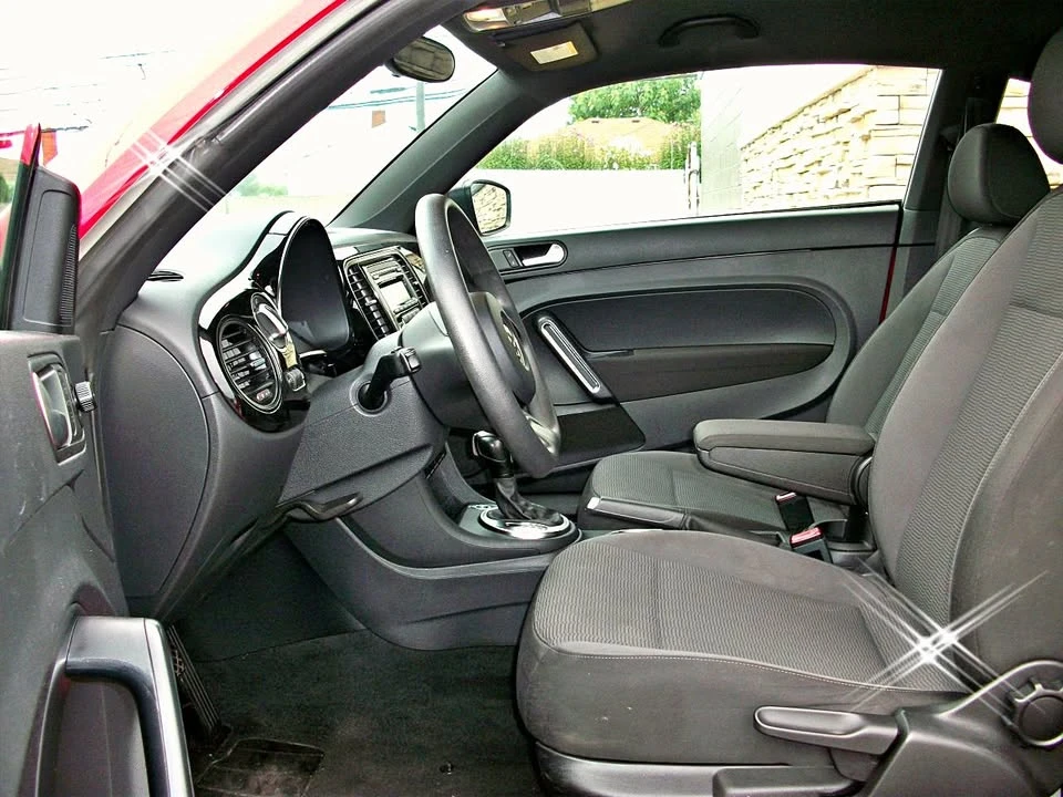 2014 Volkswagen A5 Beetle - Image 9 of 19