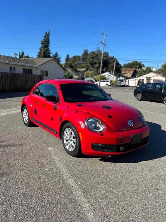 2014 Volkswagen A5 Beetle - Image 2 of 9