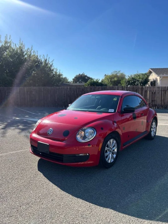 2014 Volkswagen A5 Beetle - Image 2 of 9