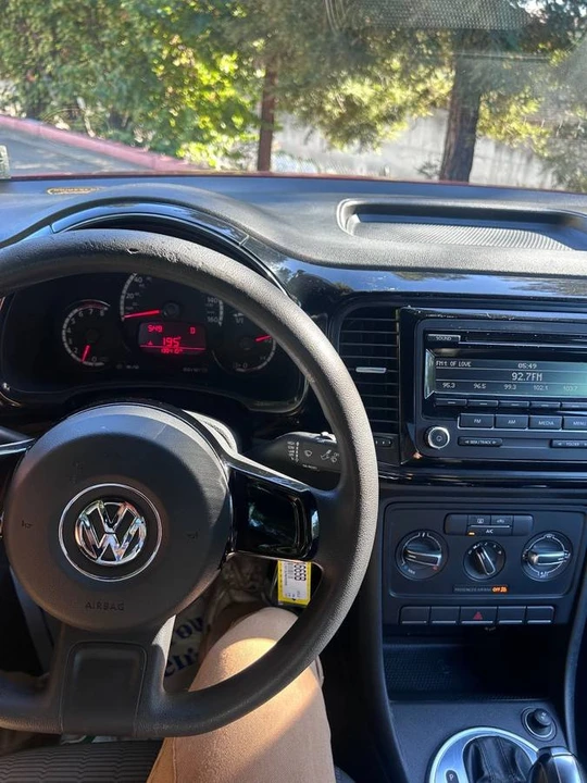 2014 Volkswagen A5 Beetle - Image 9 of 9