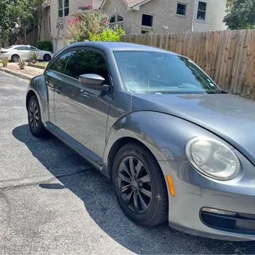 2014 Volkswagen Beetle 1.8T Hatchback 2D