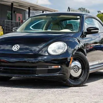 2014 Volkswagen Beetle 1.8T Hatchback 2D
