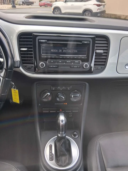 2014 Volkswagen A5 Beetle - Image 7 of 19