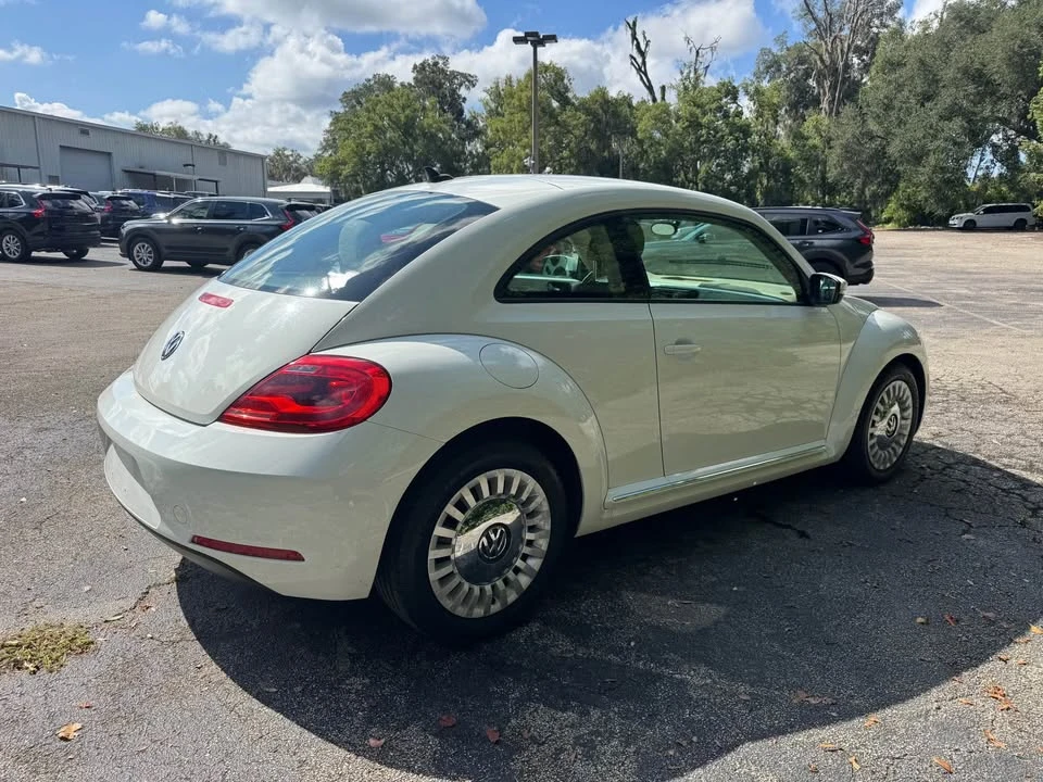 2014 Volkswagen A5 Beetle - Image 4 of 19