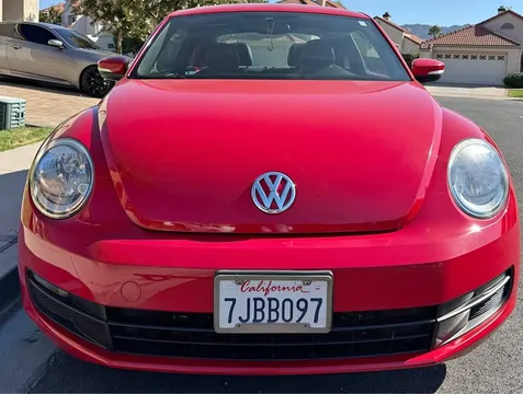 2014 Volkswagen Beetle 1.8T Hatchback 2D
