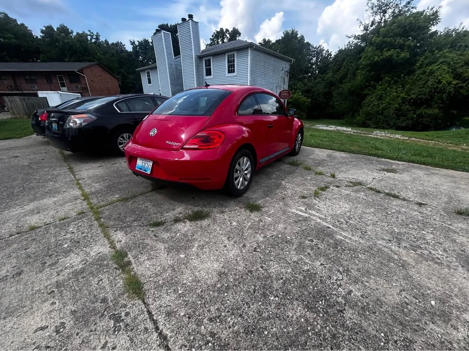 2014 Volkswagen A5 Beetle - Image 2 of 4