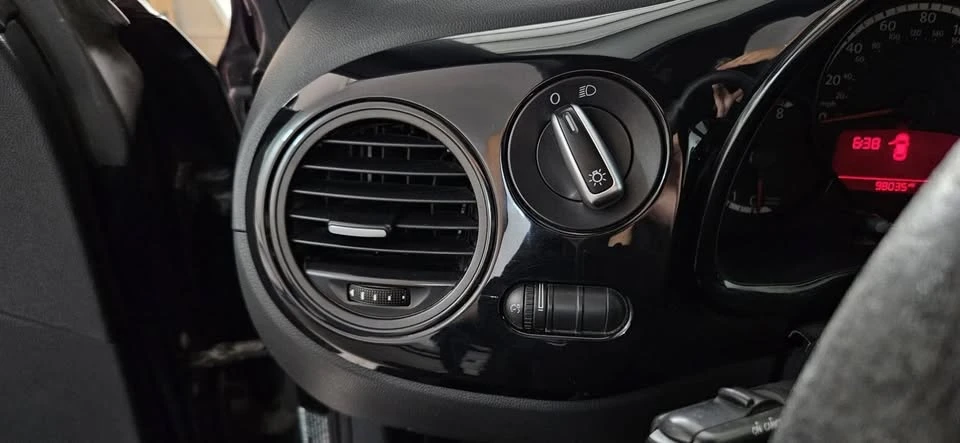 2014 Volkswagen A5 Beetle - Image 12 of 17