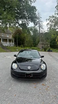 2014 Volkswagen Beetle 1.8T S Hatchback 2D