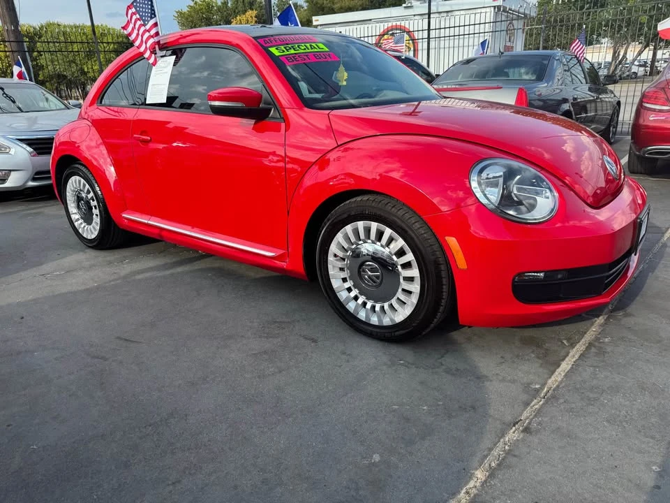 2014 Volkswagen A5 Beetle - Image 2 of 5
