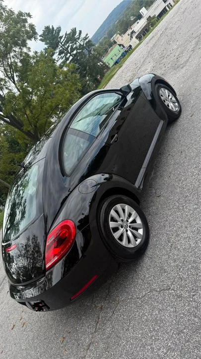 2014 Volkswagen A5 Beetle - Image 6 of 12