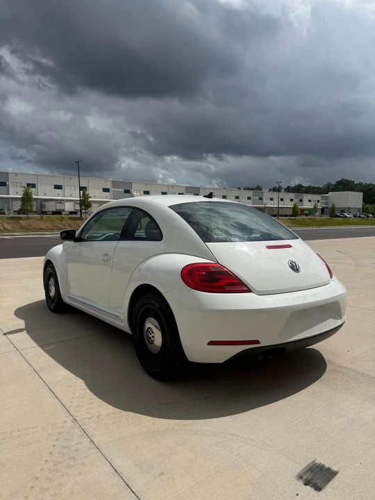 2014 Volkswagen A5 Beetle - Image 8 of 14