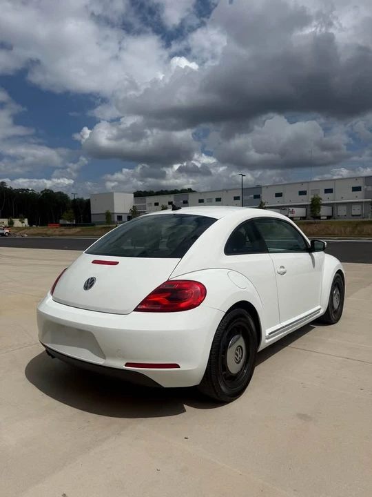 2014 Volkswagen A5 Beetle - Image 6 of 14