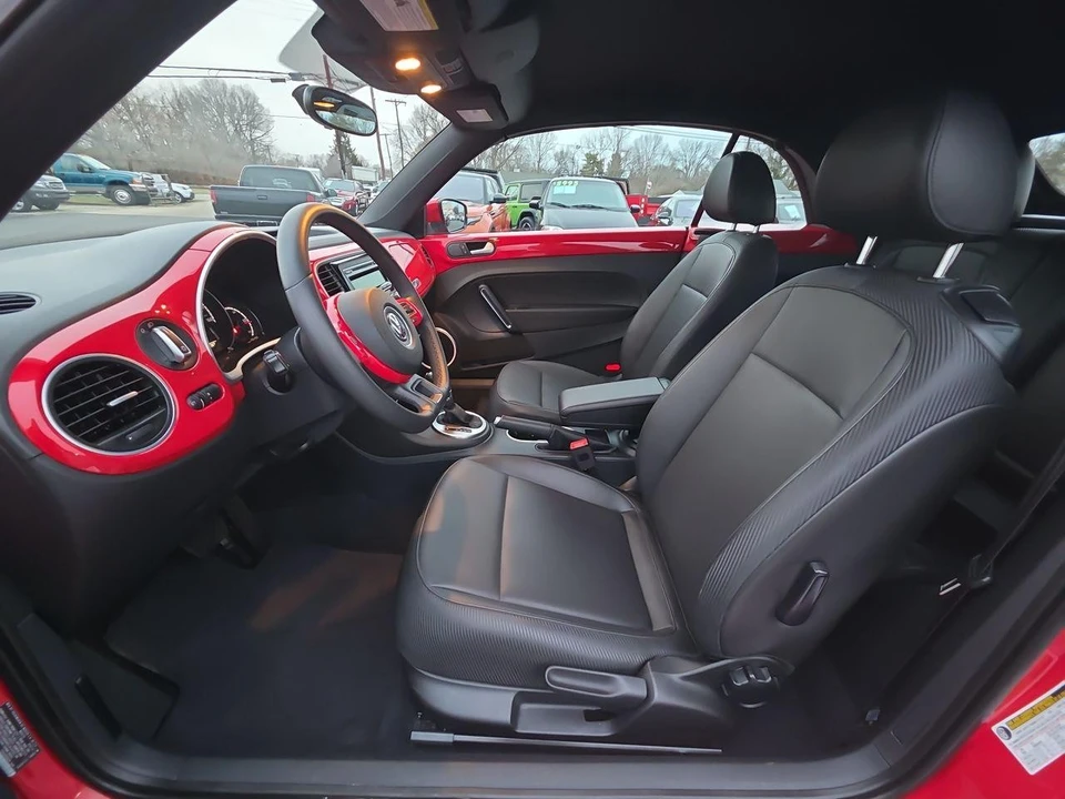 2014 Volkswagen A5 Beetle - Image 3 of 12