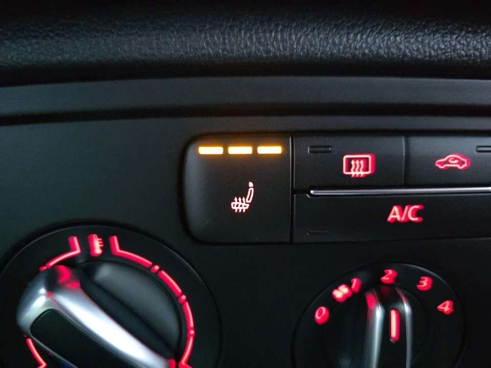 2014 Volkswagen A5 Beetle - Image 18 of 19
