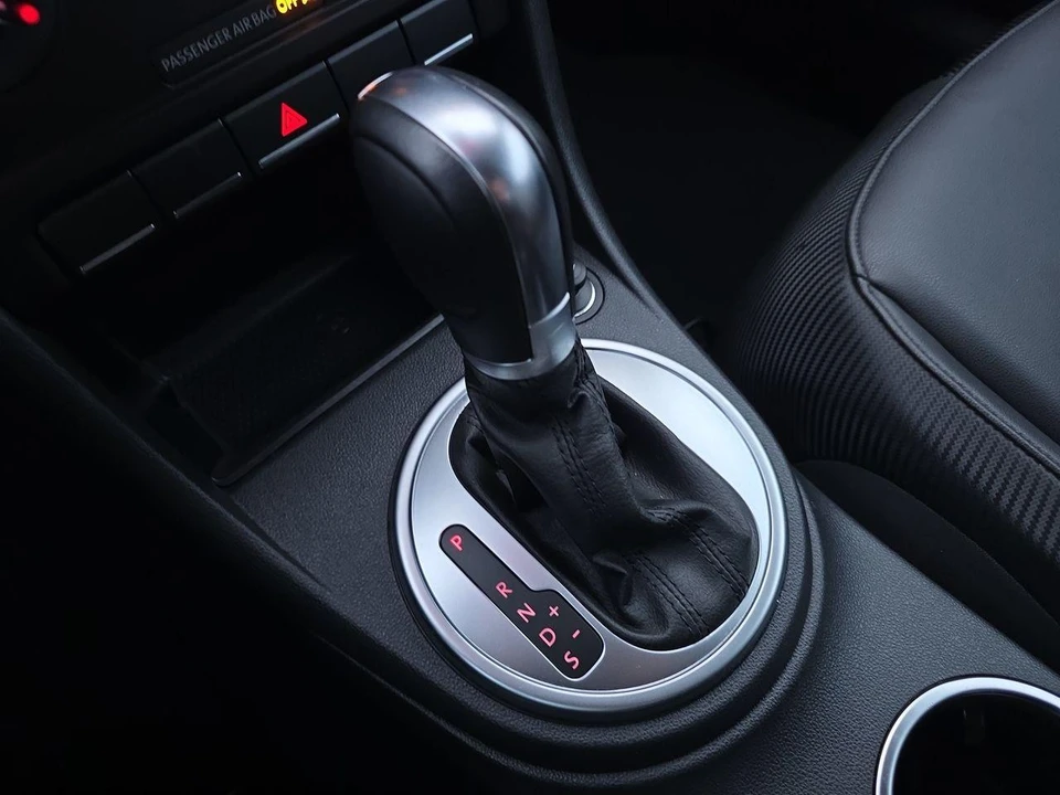 2014 Volkswagen A5 Beetle - Image 10 of 21