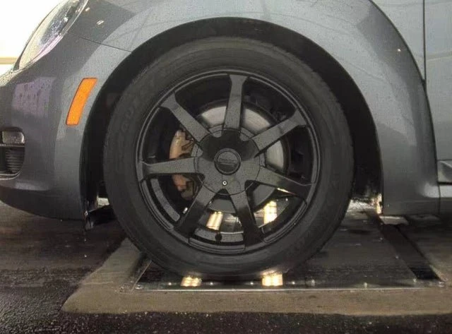 2014 Volkswagen A5 Beetle - Image 6 of 15