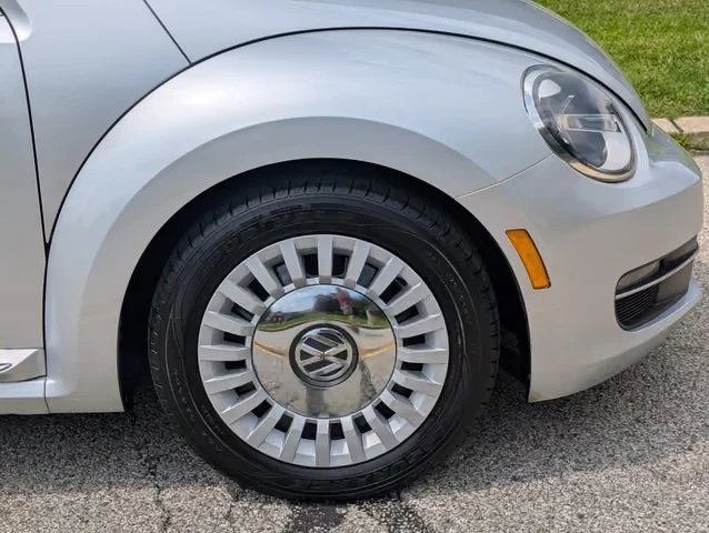 2014 Volkswagen A5 Beetle - Image 5 of 13